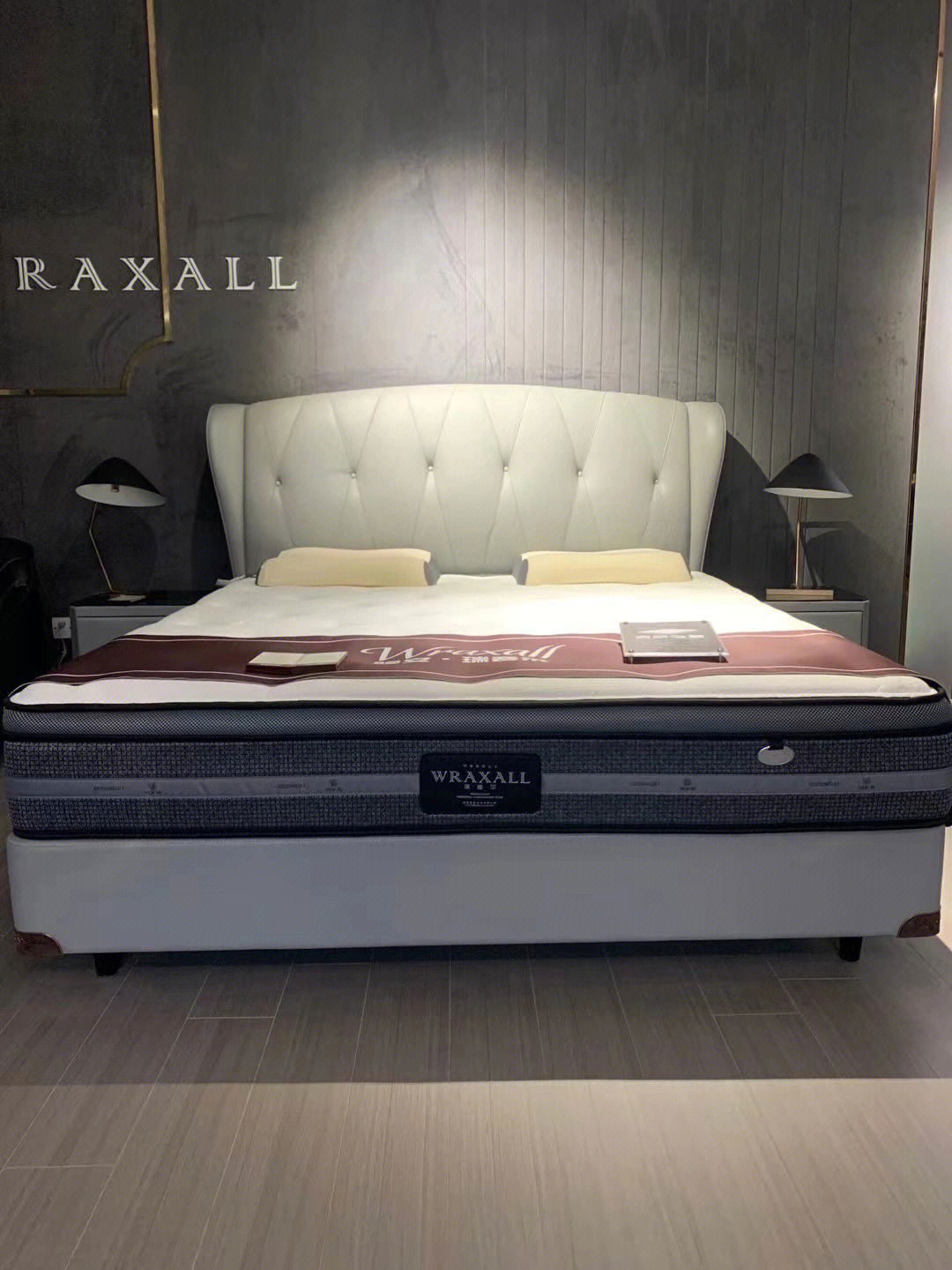 精選晚安皮床773d與一號(hào)小黑棕床墊 家具加工的匠心之作